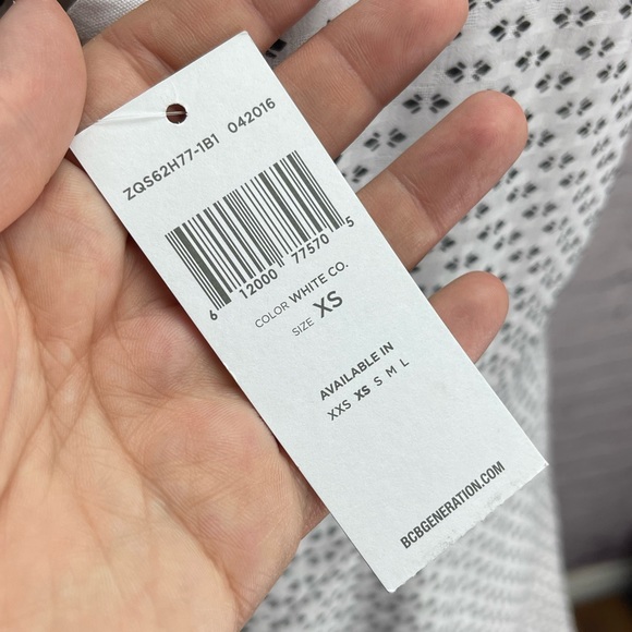 NWT BCBGeneration XS white with black design mini dress - Picture 4 of 7